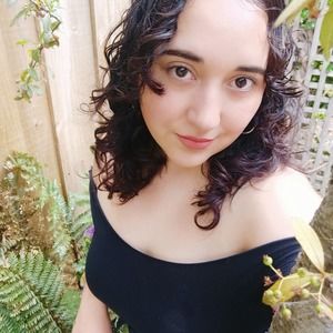 Meet your Posher, Mica